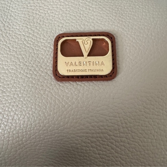 Valentina Cream and Brown Shoulder Bag - Picture 5 of 7